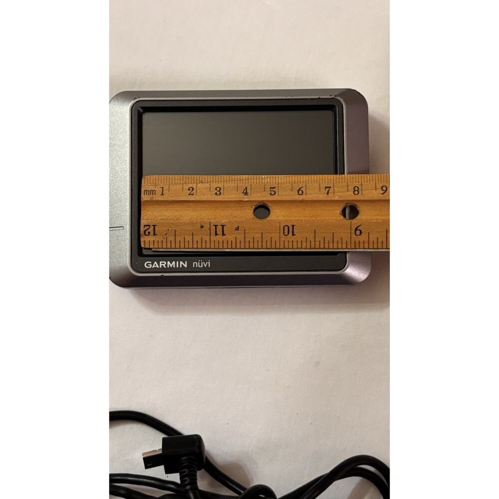 Garmin Nuvi 200w 7” GPS Navigation System *Used W/ Car Charger Bundle - Picture 10 of 11